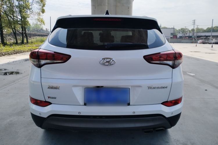 Used Hyundai Tucson 2015 1.6T Dual-Clutch Two-Wheel-Drive Smart Model Rear