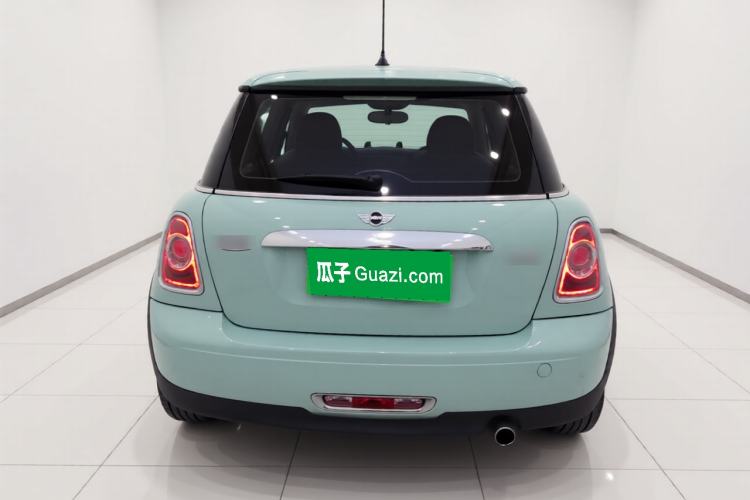 Used MINI 2013 1.6L ONE Limited Edition First Version Exterior 4