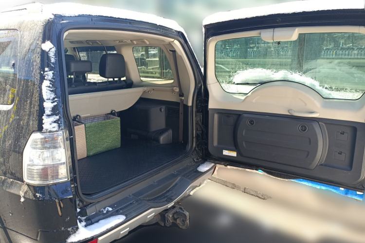 Used Mitsubishi Pajero 2015 3.0L Automatic Elite Plus Version China V Standard