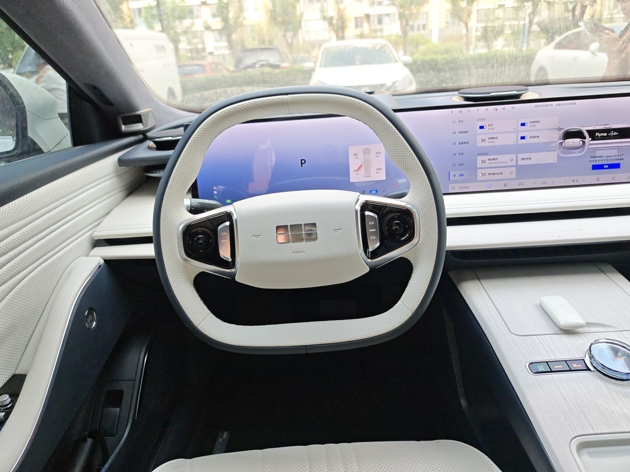 Geely Galaxy E8 2024 665 km Range Rear-Drive Starship Long-Range Version — снимка 10