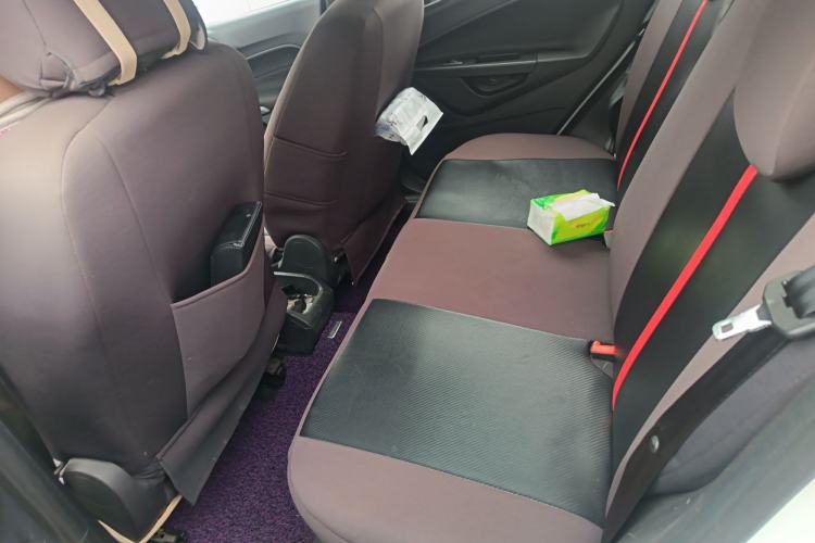 Used Ford Fiesta 2013 Hatchback 1.5L Automatic Fashion Edition
