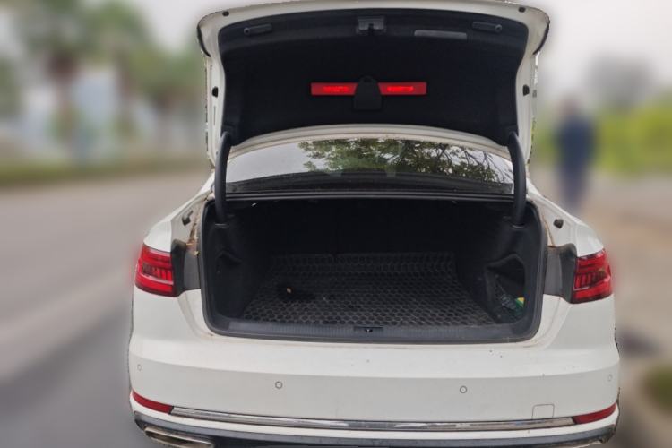 Used Audi A4L 2019 40 TFSI Ambition China VI