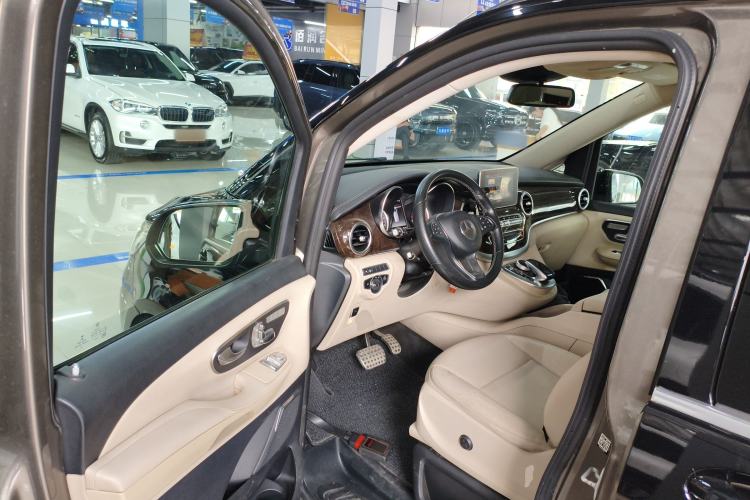 Used Mercedes-Benz V-Class 2018 V 260 L Prestige Extended Version China V Driver Seat