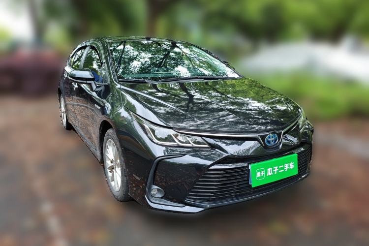 Used Toyota Corolla 2019 Dual-Engine 1.8L E-CVT GL-i Elite Edition Front Right 45 Deg
