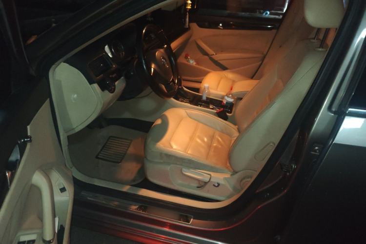 Used Volkswagen Passat 2011 1.8 TSI DSG Prestige Edition