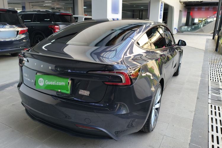 Used Tesla Model 3 2023 Long-Range All-Wheel-Drive Version
