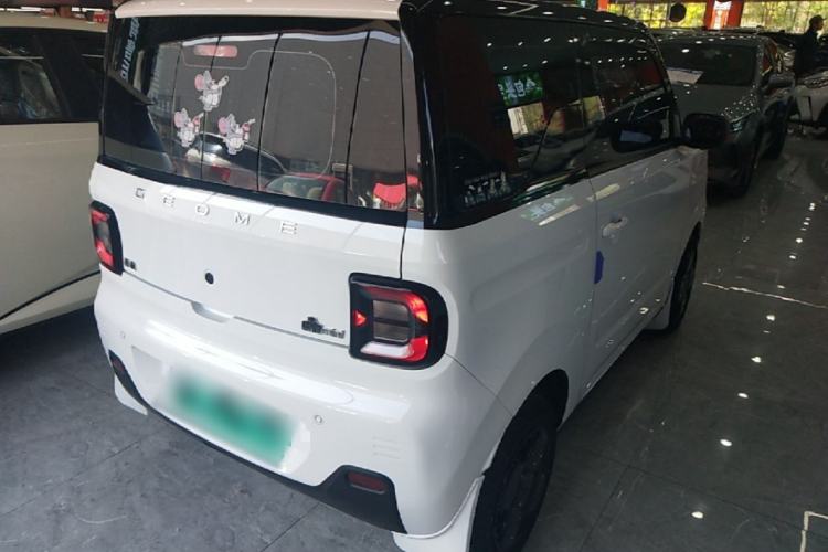 Used Geely Galaxy Panda 2023 Panda Mini 200km Endurance Bear

