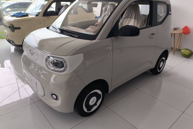 Used Wuling Hongguang MINIEV 2024 3rd Generation 215km Youth Edition