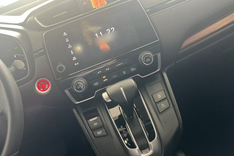 Used Honda CR-V 2019 240TURBO CVT 2WD Fashion Edition China V Interior 3