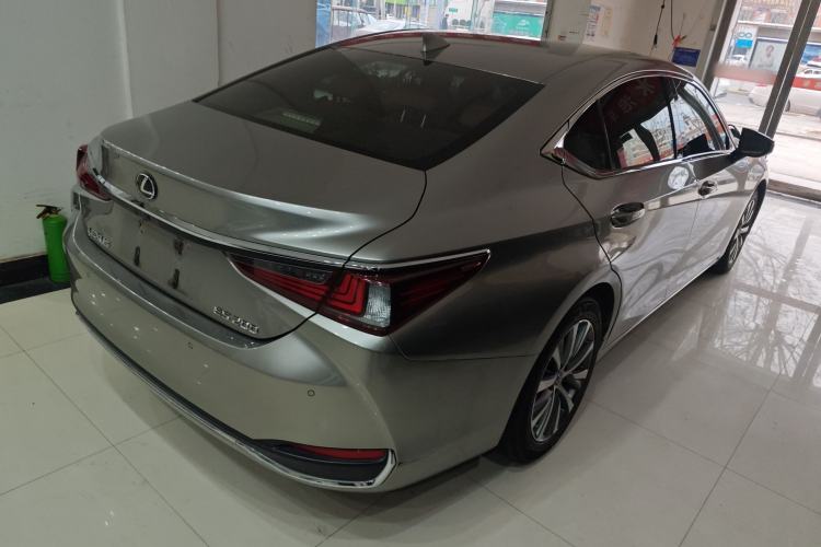 Used Lexus ES 2018 200 Excellence Edition China V Standard
