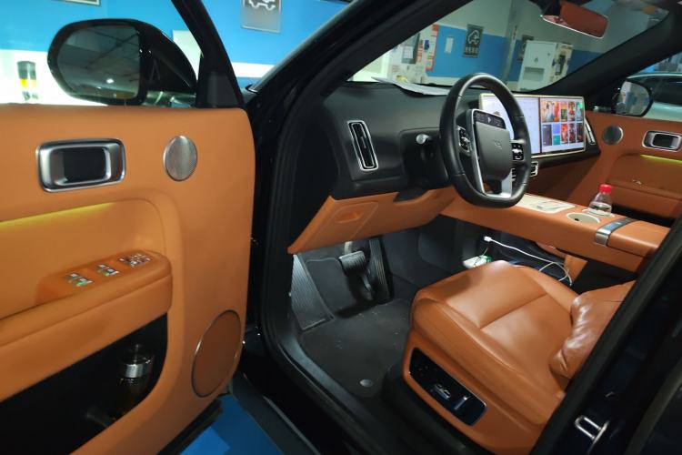 Used Li Auto L8 2024 Pro Model
