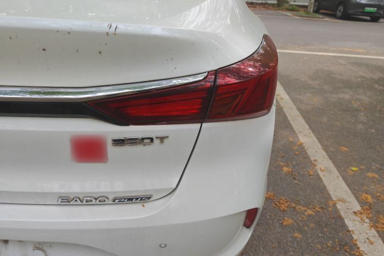 Used CHANGAN Eado 2020 PLUS Blue Whale NE 1.4T GDI DCT Flagship Model Right Rear Taillight