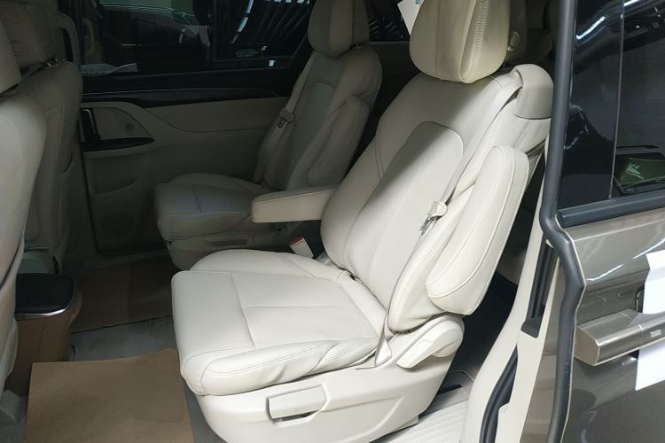 Used Buick GL8 2021 ES Landtrek 653T Comfort Edition