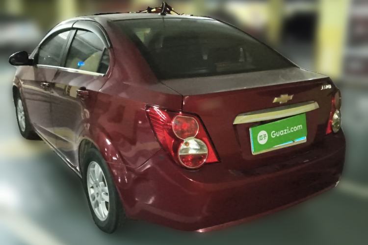 Used Chevrolet Aveo Sonic 2011 Sedan 1.4L Manual Transmission SE
