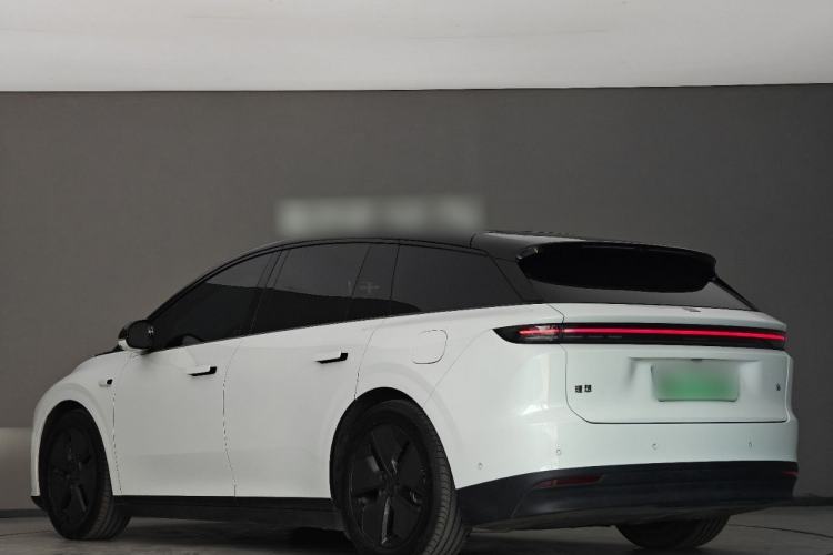 Used Li Auto Li Auto i6 2025 Model Two-Wheel-Drive Standard Type
