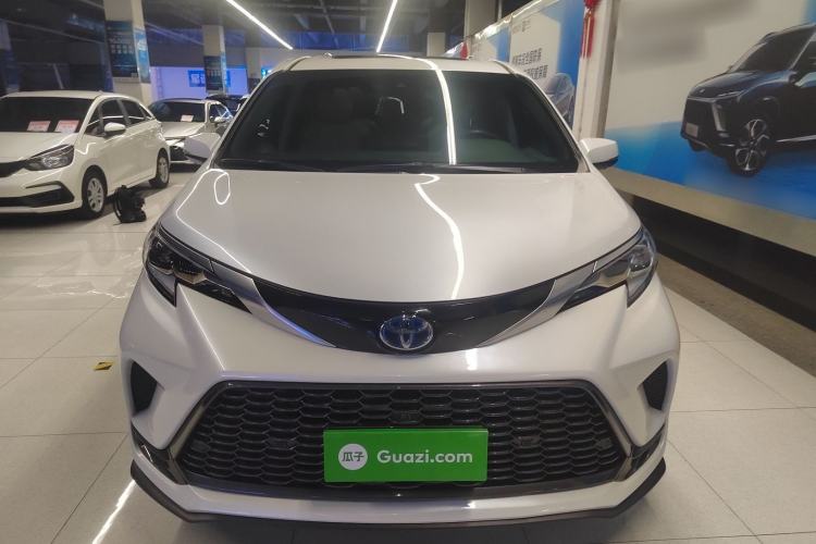 Used Toyota Granvia 2023 2.5L Hybrid Prestige PLUS Edition