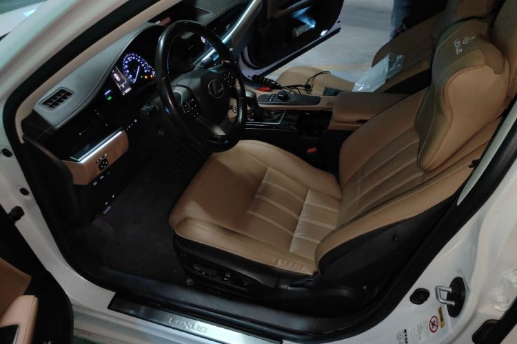 Used Lexus ES 2015 300h Comfort Edition