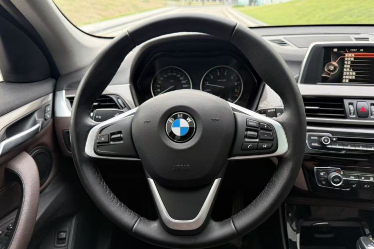 Used BMW X1 2016 sDrive20Li Luxury Model Steering Wheel