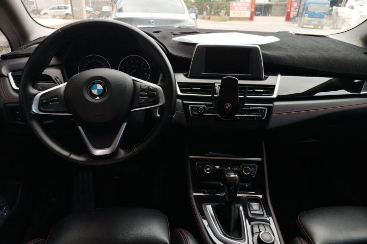 Used BMW 2 Series Gran Tourer 2015 218i Sports Design Package Center Console