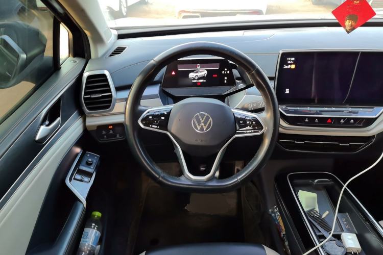 Used Volkswagen ID.6 CROZZ 2021 Long-Range PURE+ Edition Steering Wheel