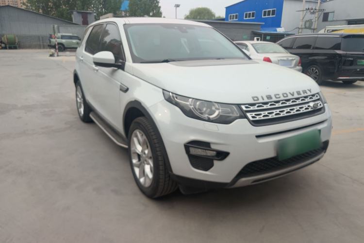 Used Land Rover Discovery Sport 2016 2.0T HSE Front Right 45 Deg