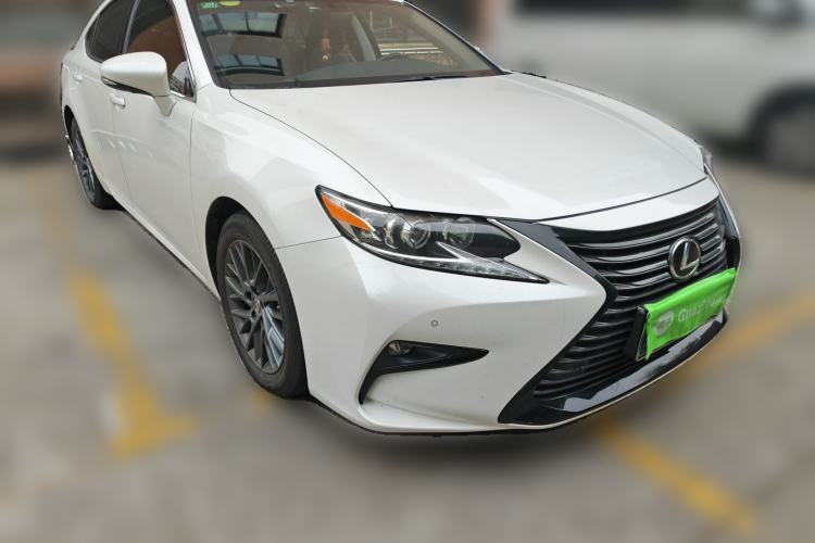 Used Lexus ES 2017 200 30th Anniversary Edition
