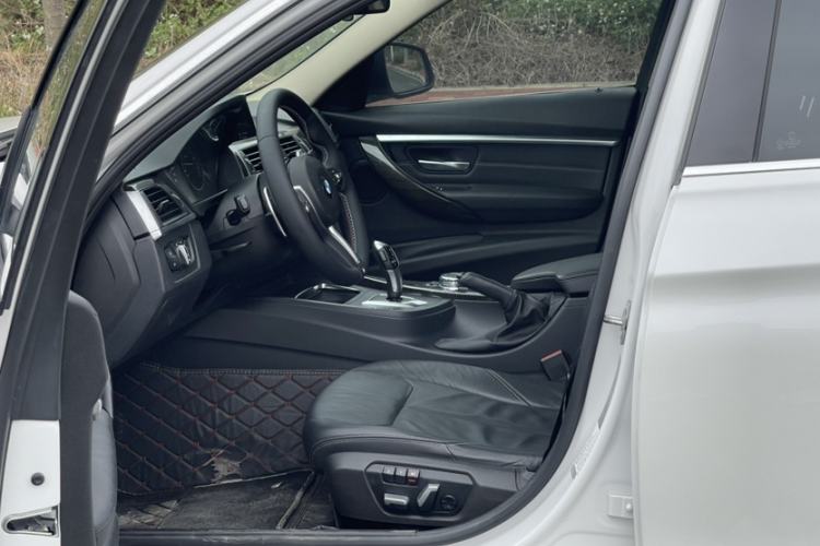 Used BMW 3 Series 2016 320Li Luxury Design Package