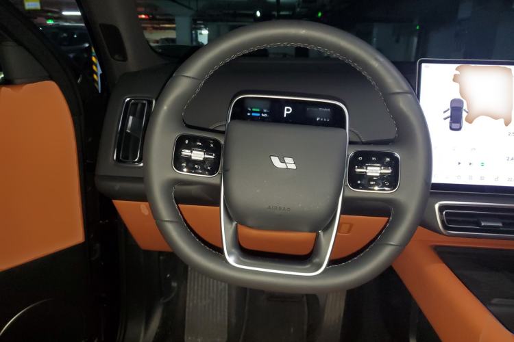 Used Li Auto L6 2025 Pro Smart Refresh Edition Steering Wheel