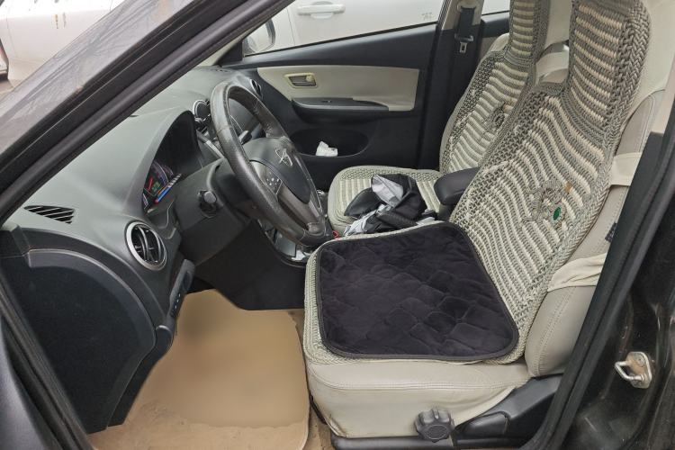 Used Haima Fumei 2011 1.6L Manual Luxury Edition Left Front Seat