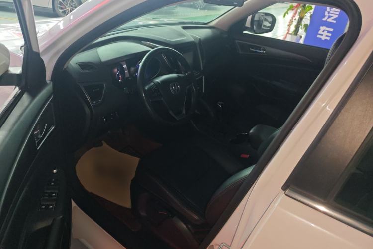 Used Changan CS75 2014 2.0L Manual Luxury Version China IV Standard