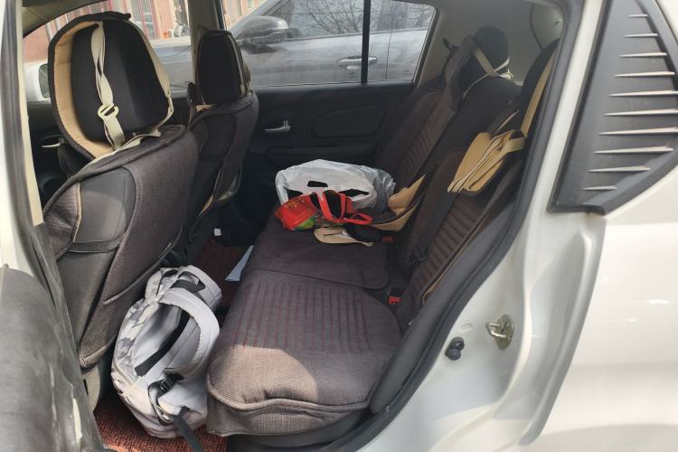 Used Venucia R50 2015 1.6L Manual Fashion Edition Left Rear Seat