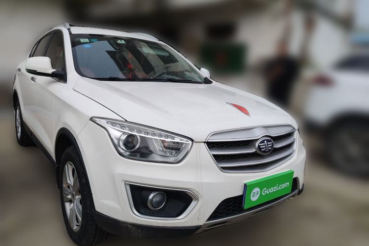 Used Bestune X80 2013 2.0L manual base trim