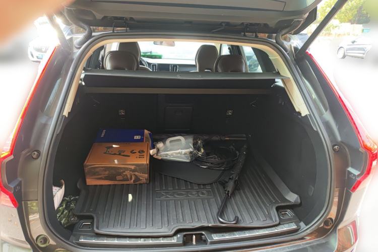 Used Volvo XC60 2020 T5 4x4 Zhiyi Luxury Edition
