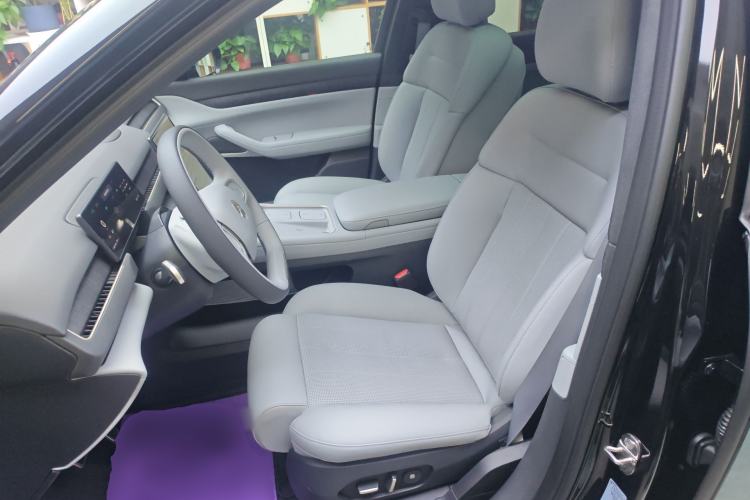 Used Nio ES8 2023 100kWh Signature Edition
