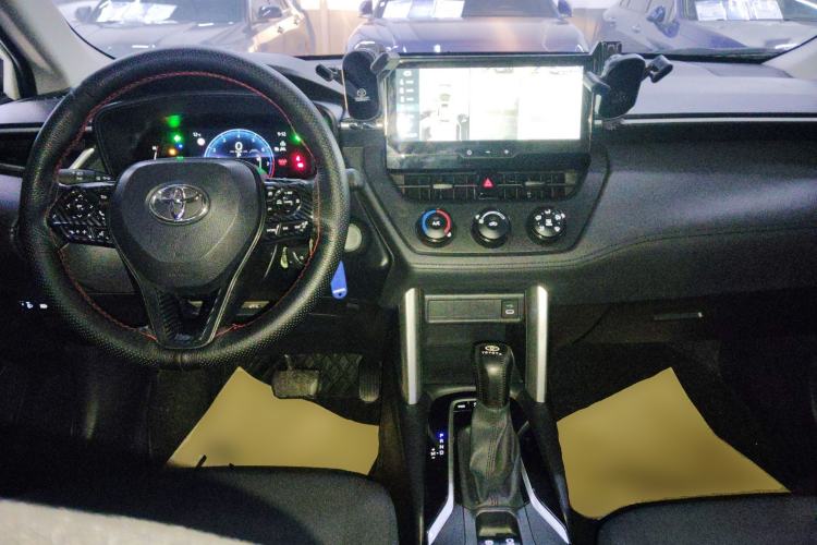 Used Toyota Corolla Cross 2023 2.0L Pioneer Edition Center Console