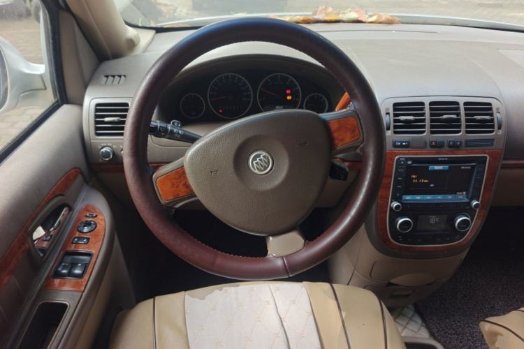 Used Buick GL8 2006 Lu Zun 3.0L CT Comfort Edition
