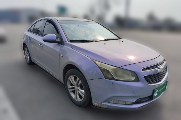 Used Chevrolet Cruze 2015 1.5L Classic SE AT Front Right 45 Deg