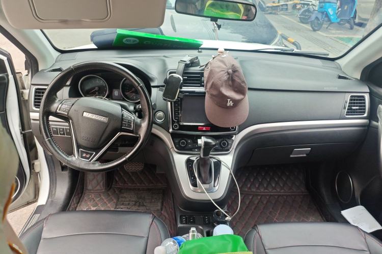 Used Haval H6 2017 Red-Label Sport Edition 1.5T Automatic Two-Wheel Drive Luxury Model Center Console