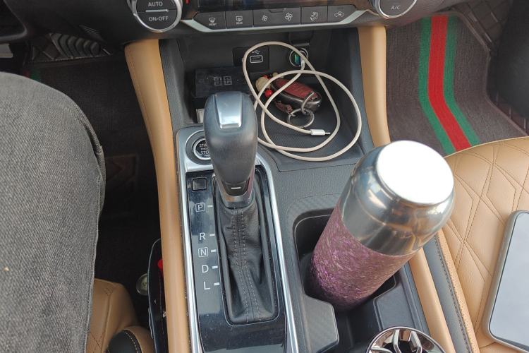 Used Nissan Sylphy 2020 1.6L TOP CVT Luxury Edition Gear Lever