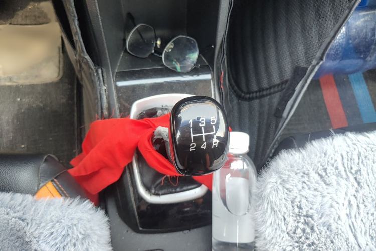 Used Baojun 310 2016 1.2L Manual Luxury Model Gear Lever