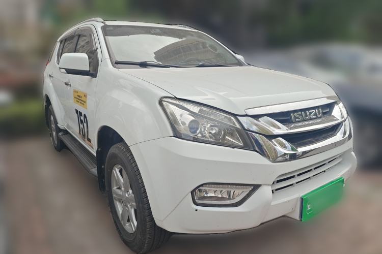 Used Isuzu mu-X 2017 3.0T Four-Wheel Drive Automatic Luxury 7-Seater China V Emission Standard
