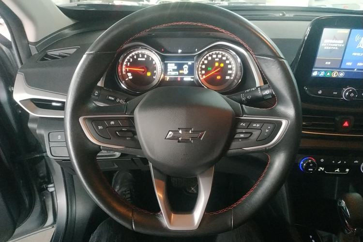 Used Chevrolet Orlando 2020 Light Hybrid Redline 530T Automatic Enjoyment Edition (5+2 Models) Steering Wheel