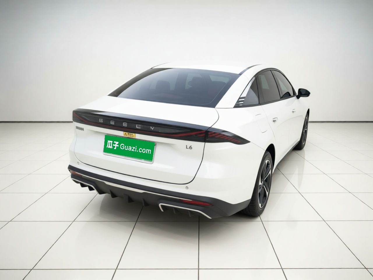 Geely Galaxy L6 2023 125km PLUS — снимка 6