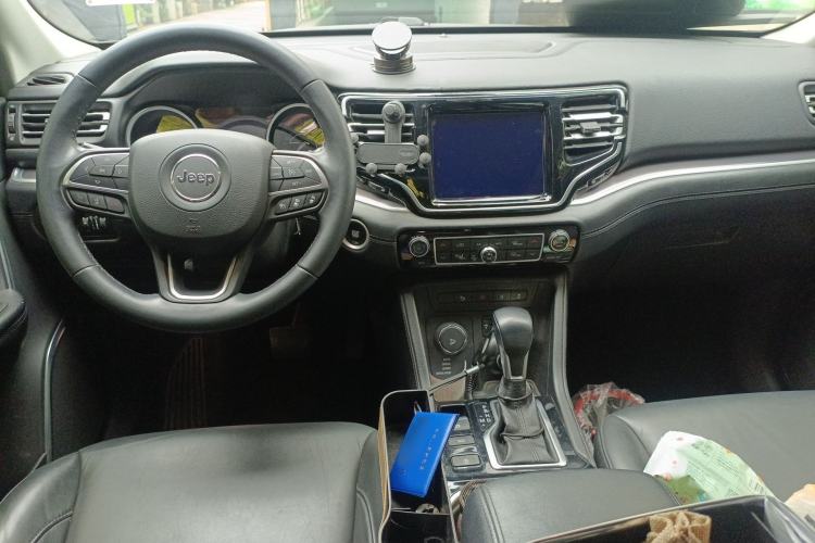 Used Jeep Grand Commander 2018 2.0T Four-Wheel Drive Prestige Edition China V Center Console