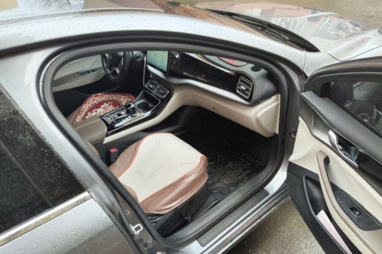 Used BYD Qin PLUS 2023 Champion Edition EV 420KM Leading Model Interior 3