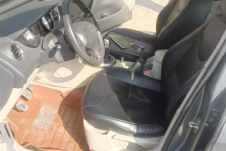 Used Peugeot 408 2013 2.0L Manual Comfort Edition
