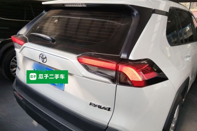 Used Toyota RAV4 2024 2.0L CVT Two-Wheel Drive Urban Edition