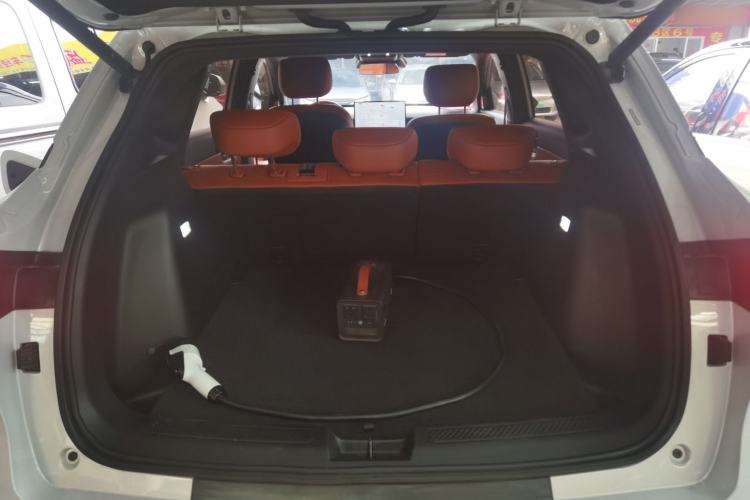 Used Wuling Xingguang S 2025 Model 510 km Flagship Version Trunk