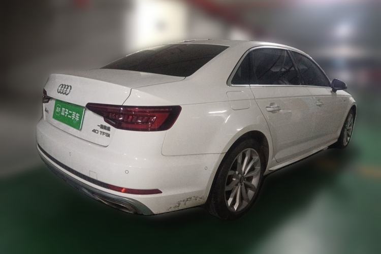 Used Audi A4L 2018 30th Anniversary Edition 40 TFSI Fashion Model
