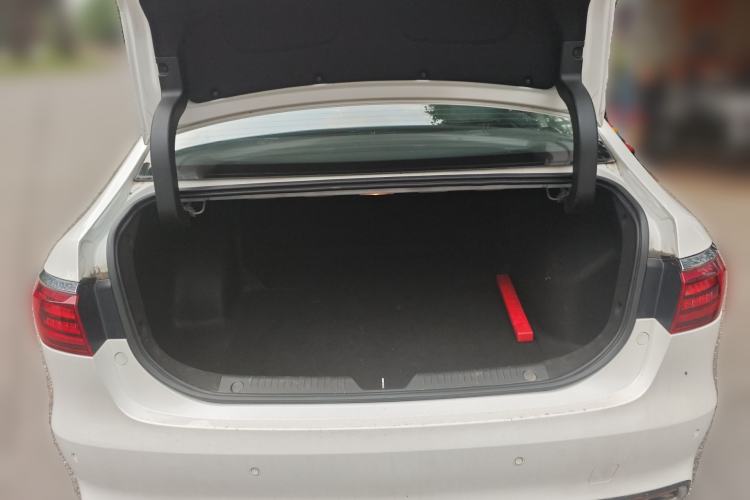 Used GAC Trumpchi GA6 2019 270T Automatic Prestige Edition Trunk